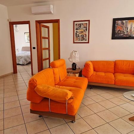 Ferienwohnung Officium Su Piazzetta Turin Exterior foto