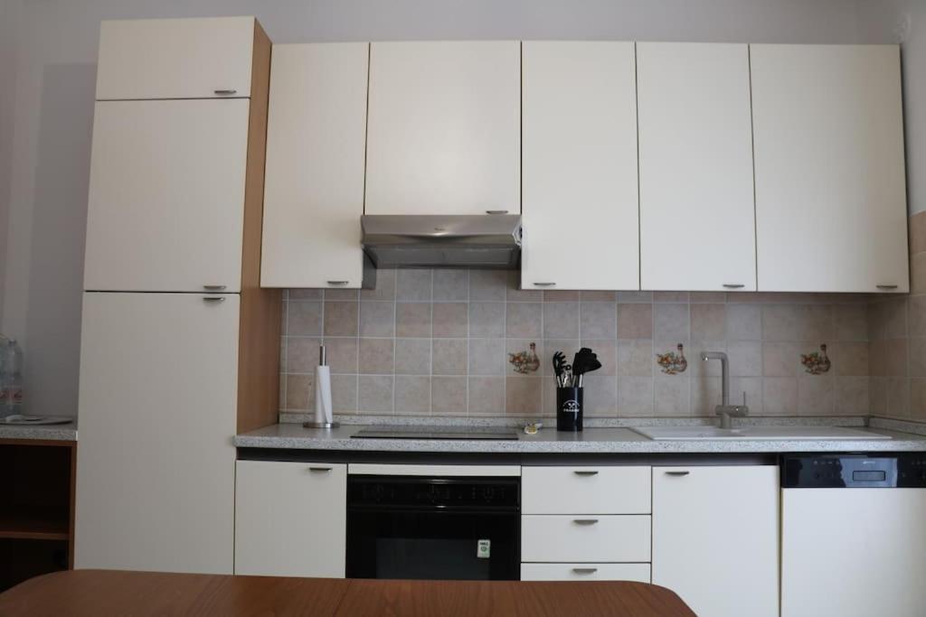 Ferienwohnung Officium Su Piazzetta Turin Exterior foto